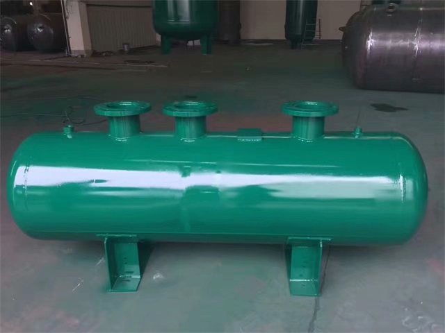 1679991473376569.jpeg 威海威海威海蒸汽分气缸1.jpeg